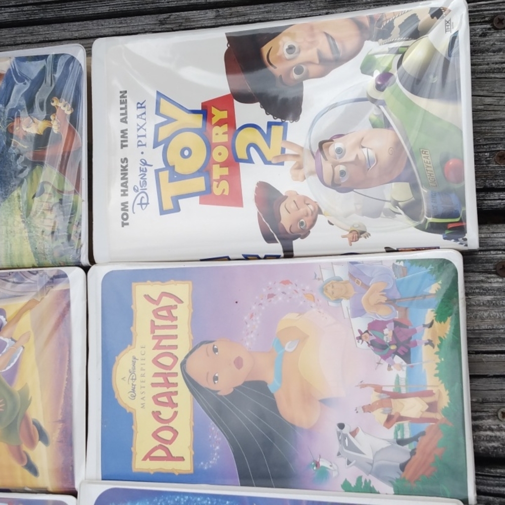Disney Classics on VHS in great condition. - Picture 5 of 10